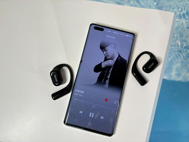 2开放式耳机评测：创新设计引领耳机新标杆爱游戏app最新登录入口南卡OE CC